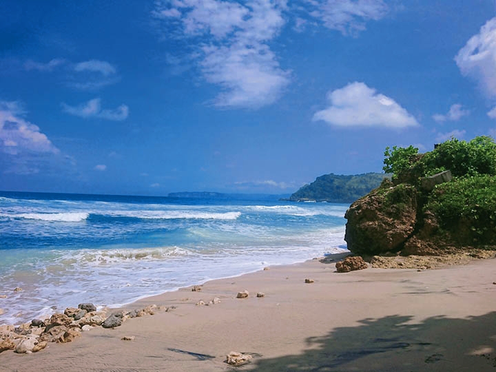 Pantai Molang